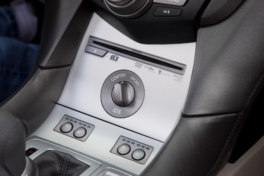 Детали интерьера Acura ZDX (YB1) 2009 года  (фото 120 из 200)